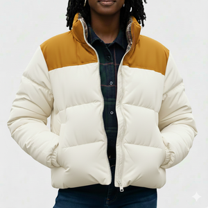 Chaqueta de plumón para mujer al por mayor, personalizada, negra, OEM, con capucha de piel sintética, cremallera completa y cinturón, estilo burbuja, para invierno. - Product Image 1