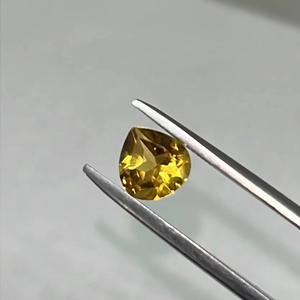 Citrino dorado natural de 10 mm en forma de corazón, piedra preciosa suelta de la mejor calidad para la fabricación de joyas - Product Image 3