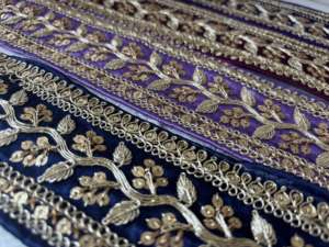 Encaje Floral Bordado Multicolor Ecológico Brillante de 1.75 Pulgadas de Ancho, Adorno de Flores para Saree, Estilo Sabyasachi, Vestido de Novia Vintage - Product Image 5