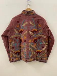 Chaqueta de terciopelo color rosa polvoriento hecha a mano, estilo Suzani con bordado floral, abrigo abierto por delante, ropa exterior tradicional de invierno. - Product Image 2