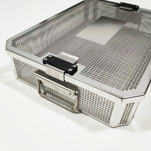 Cesta de malla metálica de acero inoxidable HC-HH-48 con tapa para instrumentos manuales, organizador de instrumental dental y hospitalario - Product Image 4