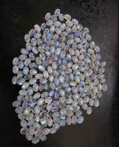 Piedra lunar arcoíris natural, cabujón ovalado con reverso plano, gemas calibradas A+ para la fabricación de joyas - Product Image 6