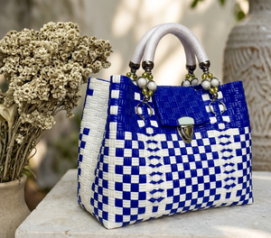 Custom Handmade Blue White Woven Plastic Tote Bag Fashion Beach <b>Handbag</b> Beaded Handle Metal Lock Tote Bag Eco Friendly Tote Bag - Product Image 2