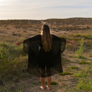 Kimono Sagrado con Estampado Dorado de Diosa, Cárdigan Hecho a Mano para Festivales, Ropa Bohemia, Prenda de Capas para Mujer, Uso Diario - Product Image 1