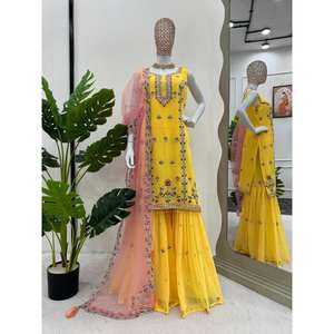 Party Wear Top-Bottom and Dupatta Set XL Tamaño con hilo y trabajo de secuencia para un aspecto elegante - Product Image 1