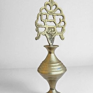 SurmeDani Kajal Dani Brass Surmadani for Eye <b>Makeup</b> for Women/Wedding Kajal <b>Holder</b> - Product Image 1