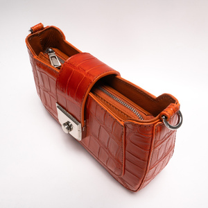 Bolso bandolera de cuero genuino para mujer de alta calidad Nuevo diseño Elegante y duradero Producto del proveedor al por mayor - Product Image 5