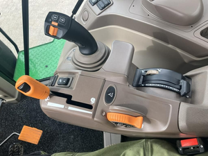 Nouveau tracteur agricole John Deere 6-M250 - Product Image 4