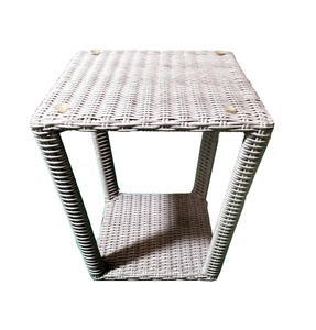 Conjunto de Sofá de Ratán Contemporáneo para Exteriores con Mesa de Centro de Vidrio, Muebles de Jardín Impermeables, Cojines Negros, Mimbre de PE Resistente a los Rayos UV - Product Image 3