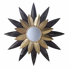 Espejo de pared de Metal ovalado Floral de alta calidad, espejo de pared hecho a mano, marco de espejo decorativo moderno a precio mayorista - Product Image 5