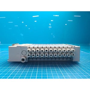 Vanne solénoïde 5 ports SMC PM3 GAS BOX SOL SQ1A31N-5-C4, utilisée comme pièce détachée pour équipement semi-conducteur d'occasion - Product Image 2