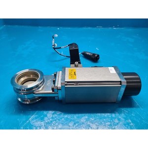 วาล์วสูญญากาศ VAT 01034-KE41-0002 ใช้แล้ว อะไหล่อุปกรณ์เซมิคอนดักเตอร์รุ่นเก่า - Product Image 1