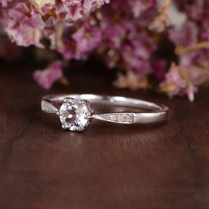 Bague ronde en diamant cultivé en laboratoire Bague de fiançailles vintage en or 14 carats pour femme pour mariage ou fête certifiée IGI - Product Image 3