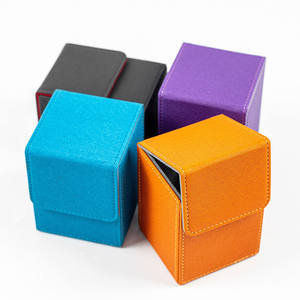 Boîte à poker en cuir de qualité supérieure avec logo personnalisé et couvercle à charnière pour cartes en papier, cartes de jeu et jeux de cartes Werewolf - Product Image 2