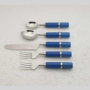 ชุดช้อนส้อมสแตนเลสคุณภาพสูง ดีไซน์พรีเมียม ขัดเงาอย่างดี ด้ามไม้ สไตล์โมเดิร์น - Product Image 4