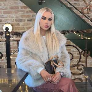 Veste en fausse fourrure de renard style américain Nesta Sports pour femmes, taille plus, col rabattable, manteau court, automne hiver, fourrure artificielle - Product Image 3