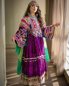 Vestido Afgano Kuchi con Bordado Tribal Tradicional Hecho a Mano para Mujer, Vestido para el Festival Afgano Kuchi 2024, Cultura Pashtún - Product Image 3