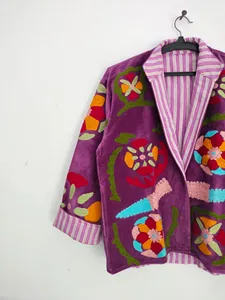 Chaqueta de terciopelo morado ciruela para mujer, estilo suzani, con bordado floral multicolor, estilo bohemio, para festivales. - Product Image 4