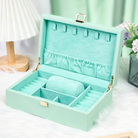 Boîte de rangement à bijoux rectangulaire tendance en velours vert menthe, simple, avec plusieurs compartiments, crochets pour colliers, rouleaux pour bagues, grande taille, personnalisable OEM