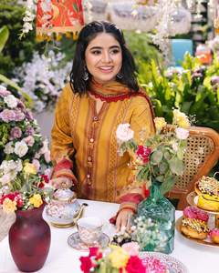 Le premier choix des jeunes filles : Salwar Kameez pour l'Aïd, les mariages et les occasions de plage - Les plus beaux vêtements pour femmes dans le monde entier - Product Image 3