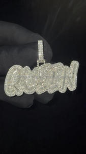 Pendentif de luxe « QUEEN » avec diamant Moissanite et chaîne cubaine, bijoux Hip Hop - Product Image 2