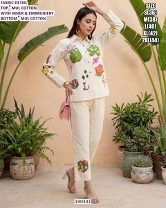 Conjunto de Kurta Tradicional de Algodón Bordado para Mujer, Corte Regular, Largo hasta el Suelo, de Secado Rápido, Marca Saanvi Summer Blossom, para Bodas y Fiestas - Product Image 3