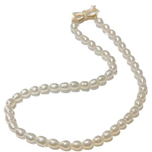 Hermoso Collar de Perlas de Agua Dulce de 5-6 mm con Cadena de Clavícula y Cierre de Libélula, Incrustaciones de Concha Lisa, Buena Calidad - Product Image 5