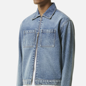 Chaqueta de mezclilla para hombre al por mayor, OEM personalizada, efecto desgastado, abrigo de algodón vaquero, chaqueta vaquera vintage lavada de talla grande - Product Image 2