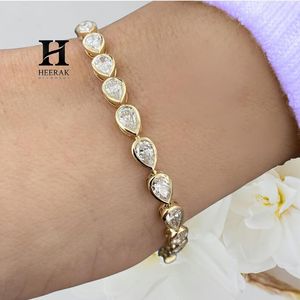Elegant Pear Cut Diamond Tennis <b>Bracelet</b> – 18K Gold Bezel-Set Teardrop <b>Bracelet</b> - Product Image 1