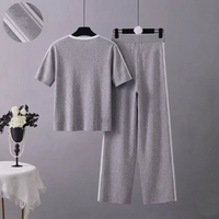Ensemble deux pièces long pour femme, col à nœud uni, manches courtes, en viscose/polyester tricoté, haut et pantalon large au genou, coupe régulière, pour usage quotidien