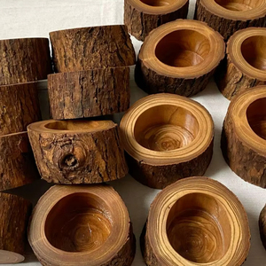 Porte-bougie artisanal en bois naturel avec écorce de mangue, neuf, vintage - design haut de gamme - Product Image 1