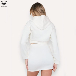 Conjunto de sudadera con capucha y falda para mujer, último estilo, color blanco, mejor material, ropa de calle. - Product Image 4