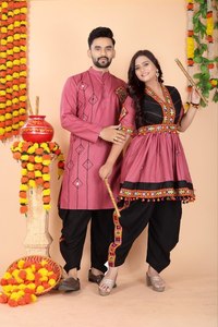 Conjunto Tradicional de Lehenga Choli de Algodón con Bordado de Espejo, Ropa India y Pakistaní, Vestido para Parejas - Product Image 1