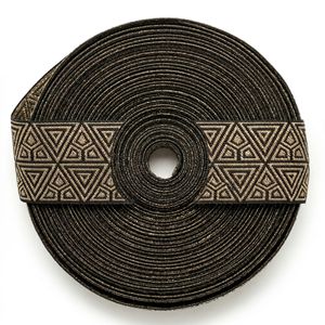 Cinta Jacquard Metálica Negra y Dorada de 50 mm de Neelkamal Industries, Adorno Tejido con Triángulos Geométricos para Lazos, Prendas de Lujo y Disfraces - Product Image 2