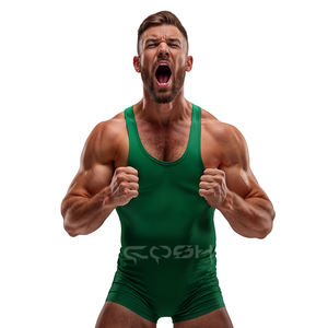 Camiseta Deportiva de Alta Calidad para Hombre, de Poliéster y Elastano, Verde, con Serigrafía Personalizada, para Gimnasio, Levantamiento de Pesas - Product Image 1