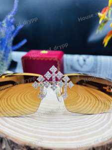Gafas de Sol Sin Montura con Incrustaciones de Diamantes, Montura de Plata 925, Diamantes Moissanite VVS, Lentes Fotocromáticas, Elegantes y Ligeras - Product Image 4