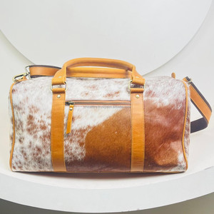 Fabriqué à la main en cuir de fourrure de vachette véritable sac de sport Premium Weekender sac de voyage Style Vintage sac de nuit pour hommes et femmes - Product Image 4