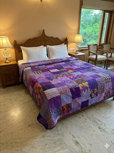 Couvre-lit vintage en patchwork violet, taille Queen, en coton, style bohème, fait main, literie indienne, textile de maison - Product Image 2