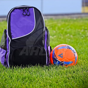 Balón de fútbol cosido a máquina, diseñado para un control preciso y un juego regular. - Product Image 6