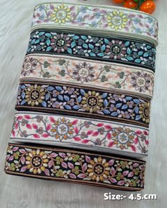 Bordure en dentelle brodée florale pour robe de mariée, bordure en maille à fleurs 3D, tissu en dentelle guipure de qualité supérieure en gros pour la couture - Product Image 4