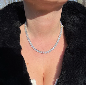 Collar Gargantilla de Mujer con Circonita Cúbica Bañada en Rodio, Corte Princesa, Engaste en Canal, Estilo Clásico, Joyería para Fiesta - Product Image 1