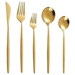 Ensemble de couverts de table classiques en or, style royal, vaisselle pour une expérience culinaire de luxe à la maison - Product Image 3