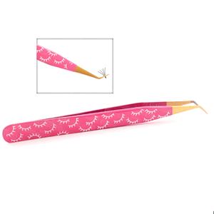 Pince à cils conçue pour une application sans effort de faux cils avec une pointe incurvée précise permettant une prise facile - Product Image 4