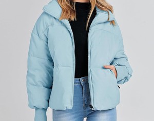 Women's <b>Cropped</b> <b>Puffer</b> <b>Jacket</b> Fashion Quilted Winter Outerwear OEM ODM Sample Service Available Direct - Product Image 4