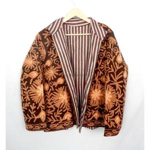 Veste élégante brodée en cotrize, coupe classique, automne/hiver, motifs traditionnels, doublure en coton respirant, tendance - Product Image 6