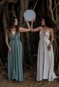 Exquisito par de vestidos maxi hechos a mano con intrincado estampado a mano, escote en V profundo, cintura ajustable con cordón, vestido largo. - Product Image 2