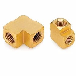 ข้อต่อท่อทองเหลืองแบบข้อต่อสามทางหัวเหลี่ยมเกลียวในขนาด 1/4 นิ้ว - Product Image 4