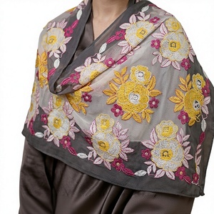 Paquete de 12 Hijabs de Chifón Bordados con Pedrería Floral, Ligeros y Transpirables para Uso Diario en Verano, Pañuelo Musulmán para la Cabeza - Product Image 3