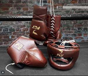 Ensemble de boxe et de sparring personnalisé de haute qualité, respirant, confortable, multi-couleurs, en cuir véritable, avec logo personnalisé, parmi les plus vendus - Product Image 1