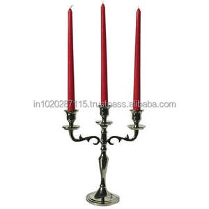 Elegantes candelabros de metal plateado con múltiples brazos para velas, perfectos para una noche romántica o mesa de comedor de boda - Product Image 2
